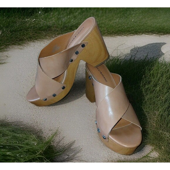 Lucky Brand Sz 6.5 Leather Nude Brown Tan Wooden Block Heel Mule Clogs Open Toe - Picture 12 of 13